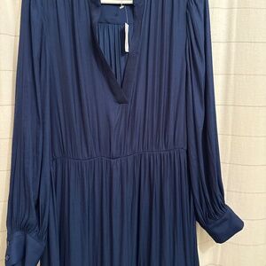 Navy blue banana republic dress size L perfect condition tag on